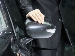 2011款 2.3L 自动 旗舰版