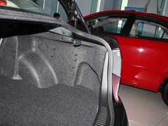 2011款 2.0 自动 豪华型