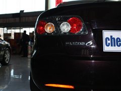 2011款 2.0 自動 豪華型