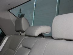 2011款 2.0 自动 豪华型