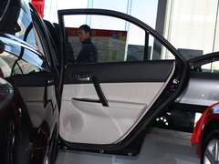 2011款 2.0 自动 豪华型