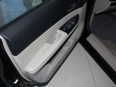 2011款 2.0 自动 豪华型