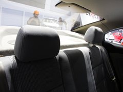 2011款 2.0 自动 精英型