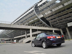 2012款 2.0L 自动 尊贵版