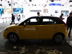 2011款 Xross 1.5 AMT 豪华版