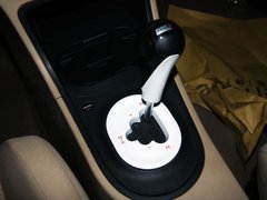 2011款 Xross 1.5 AMT 豪华版