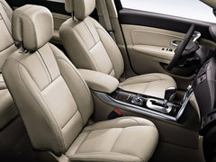 2011款 2.0 CVT 豪华导航版