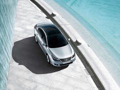 2011款 2.0 CVT 豪华导航版
