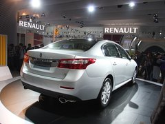 2011款 2.0 CVT 豪华导航版