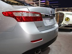 2011款 2.0 CVT 豪华导航版