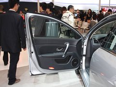 2011款 2.0 CVT 豪华导航版