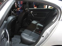 2011款 2.0 CVT 豪华导航版