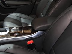 2011款 2.0 CVT 豪华导航版