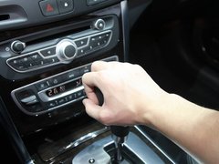 2011款 2.0 CVT 豪华导航版