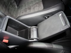 2011款 1.8T 自动 尊荣版