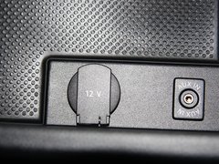 2011款 1.8T 自动 尊荣版