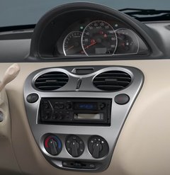 2010款 灵动 1.1 自动 豪华型