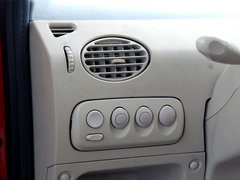 2010款 灵动 1.1 自动 豪华型