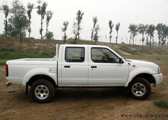 2011款 2.4L 汽油两驱标准型