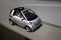 2010款 1.0L AMT 硬顶 基本版