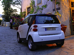 2010款 1.0L AMT 硬顶 基本版