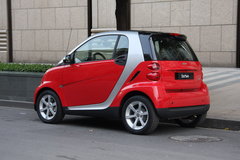 2010款 1.0L AMT 硬顶 基本版
