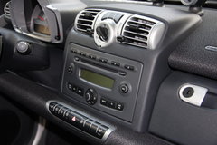 2010款 1.0L AMT 硬顶 基本版