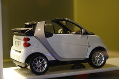2010款 1.0L AMT 硬顶 基本版