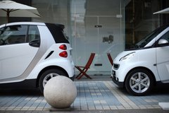 2010款 1.0L AMT 硬顶 基本版