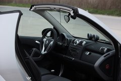 2010款 1.0L AMT 硬顶 基本版