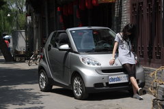 2010款 1.0L AMT 硬顶 基本版