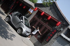 2010款 1.0L AMT 硬顶 基本版
