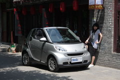 2010款 1.0L AMT 硬顶 基本版