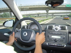 2010款 1.0L AMT 硬顶 基本版