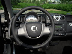2010款 1.0L AMT 硬顶 基本版