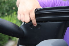 2010款 1.0L AMT 硬顶 基本版