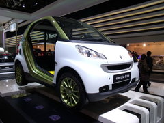 2010款 1.0L AMT 硬顶 基本版