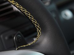 2010款 1.0L AMT 硬顶 基本版