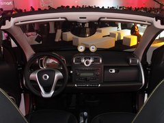 2010款 1.0L AMT 硬顶 基本版