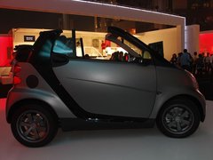 2010款 1.0L AMT 硬顶 基本版