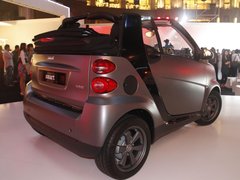 2010款 1.0L AMT 硬顶 基本版