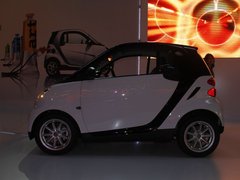 2010款 1.0L AMT 硬顶 基本版