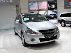 2007款 2.4 自动 舒适版 7座