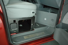2010款 3.2L 自动 豪华MPV 8座