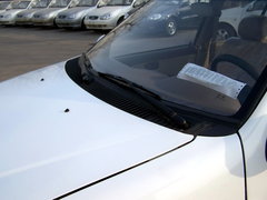 2005款 TJ7111B-XS 1.1 MT 三缸兩廂