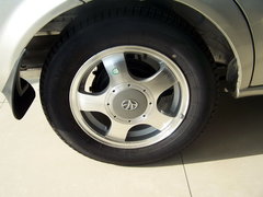 2005款 TJ7111B-XS 1.1 MT 三缸兩廂
