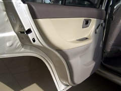 2005款 TJ7111B-XS 1.1 MT 三缸兩廂