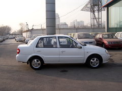 2005款 TJ7111B-XS 1.1 MT 三缸两厢
