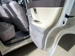 2005款 TJ7111B-XS 1.1 MT 三缸两厢