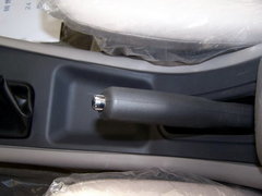 2005款 TJ7111B-XS 1.1 MT 三缸两厢